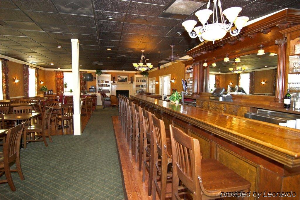 White Columns Inn Thomson Restaurante foto